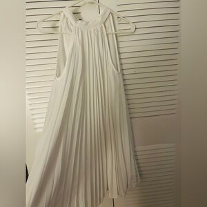 Elegant White Women's Short Dress